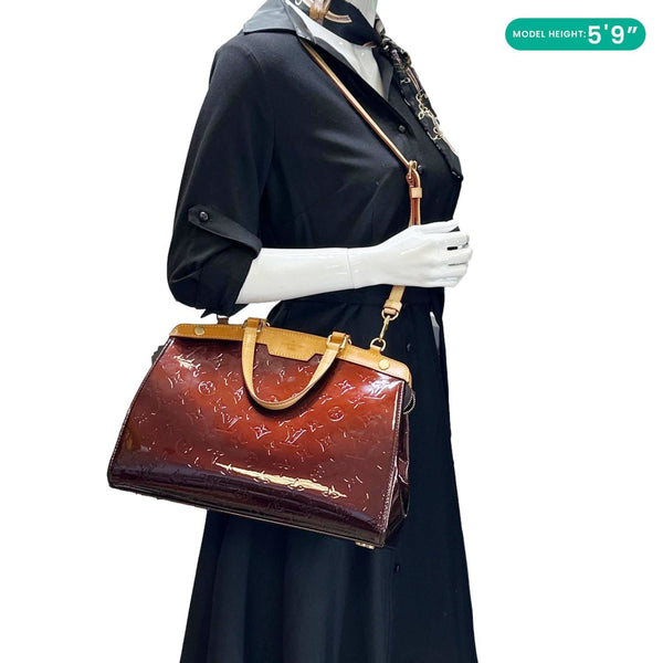 LOUIS VUITTON Brea MM Monogram Vernis Satchel Bag Amarante