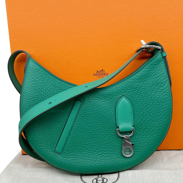 HERMES Sac P'tit Arcon Togo Leather Shoulder Bag Green