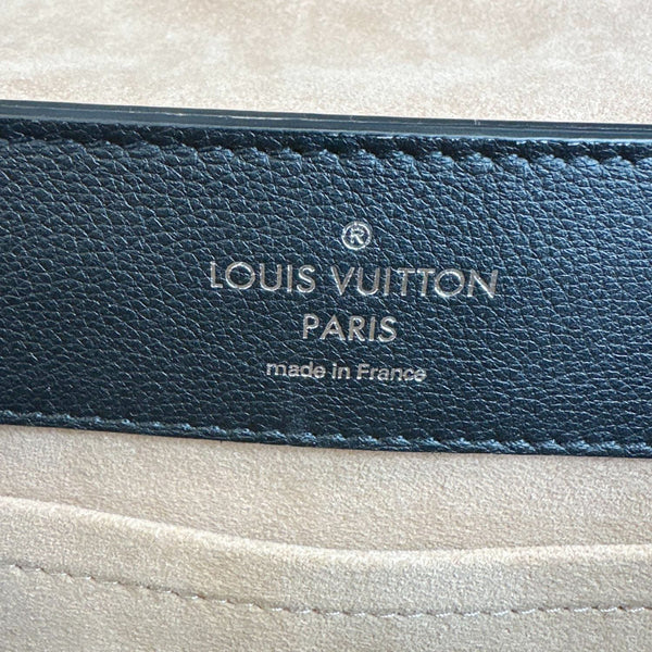 LOUIS VUITTON Lockme Ever BB pebbled Leather Shoulder Bag Black