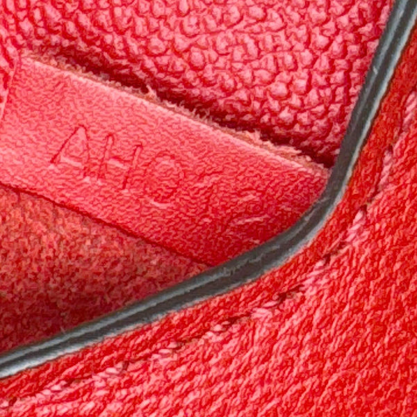 LOUIS VUITTON Very Chain Cuir Plume Ecume Leather Shoulder Bag Red