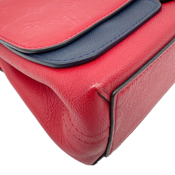 LOUIS VUITTON Very Chain Cuir Plume Ecume Leather Shoulder Bag Red