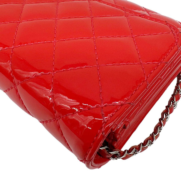 CHANEL Brilliant East West Flap Patent Calfskin Quilted Leather Shoulder Bag Red