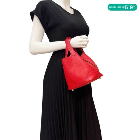 HERMES Picotin Lock 18 Taurillon Clemence Leather Hobo Bag Red