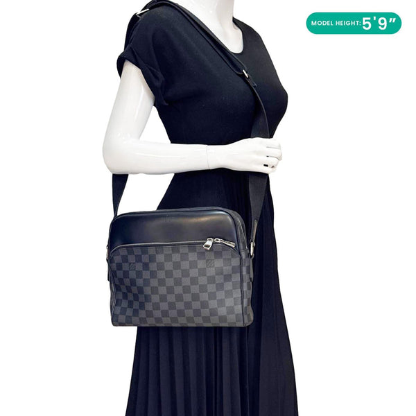 LOUIS VUITTON Dayton Reporter PM Damier Graphite Crossbody Bag Black