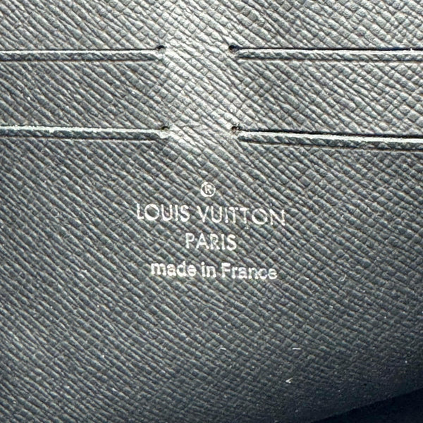 LOUIS VUITTON Toiletry 26 Graphite Pixel Canvas Pouch Blue