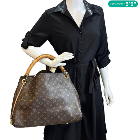 LOUIS VUITTON Artsy MM Monogram Canvas Hobo Bag Brown