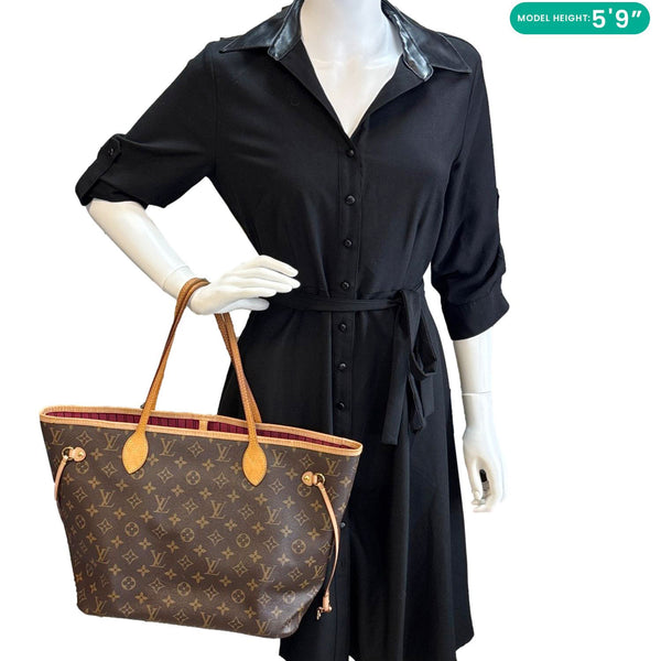 LOUIS VUITTON Neverfull MM Monogram Canvas Tote Bag Brown