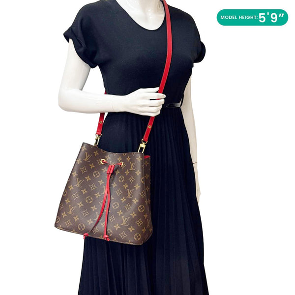 LOUIS VUITTON Neonoe MM Monogram Canvas Shoulder Bag Red