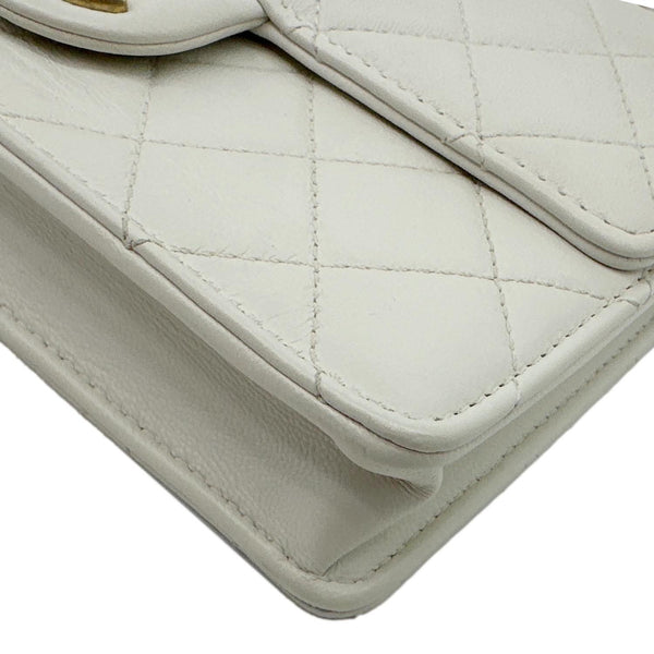 CHANEL Chic Pearls Flap Quilted Leather Shoulder Bag Off White