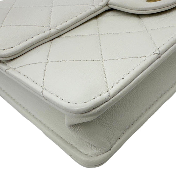 CHANEL Chic Pearls Flap Quilted Leather Shoulder Bag Off White