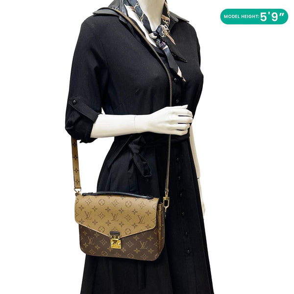 LOUIS VUITTON Metis Pochette Reverse Monogram Canvas Crossbody Bag Brown