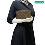 LOUIS VUITTON Monogram Canvas Zippy Wallet Brown