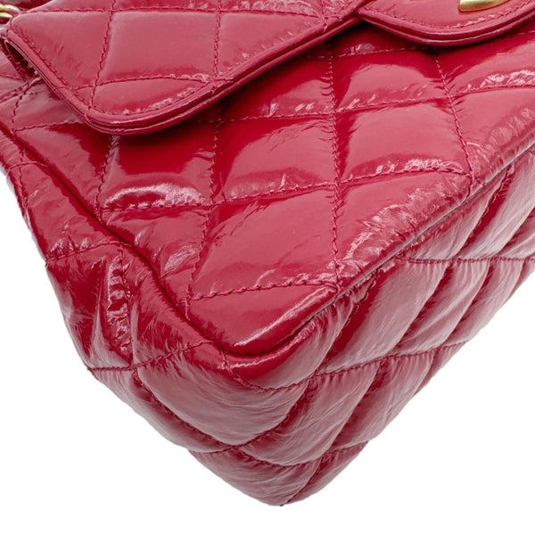 CHANEL Wavy CC Shiny Crumpled Calfskin Leather Hobo Bag Red