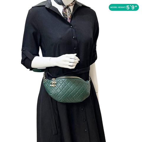 CHANEL Banane Quilted Calfskin Leather Waist Bag Green