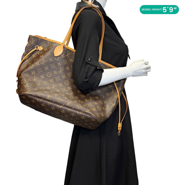 LOUIS VUITTON Neverfull MM Monogram Canvas Tote Bag Brown