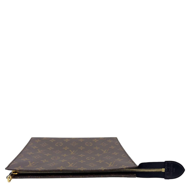 LOUIS VUITTON Toilette 26 Poche Monogram Canvas Pouch Brown