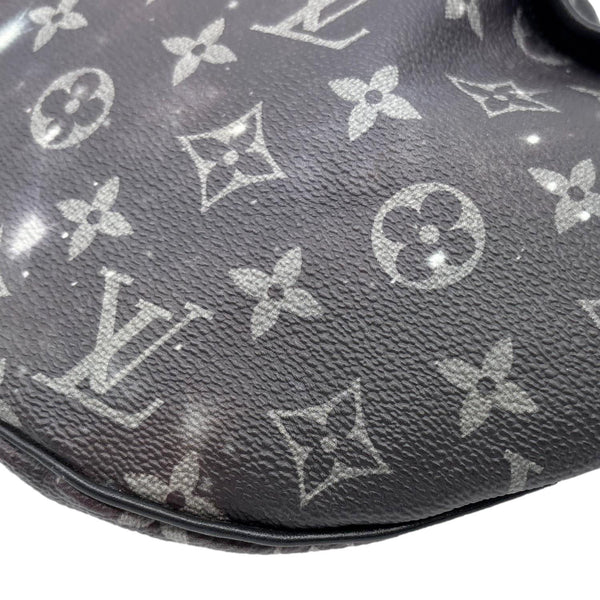 LOUIS VUITTON Discovery Monogram Galaxy Bumbag Black
