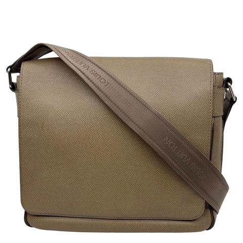 LOUIS VUITTON Roman Taiga Leather Messenger Bag Beige