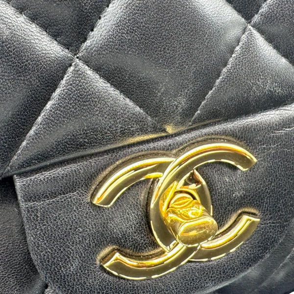 CHANEL Maxi Classic Double Flap Calfskin Leather Shoulder Bag Black