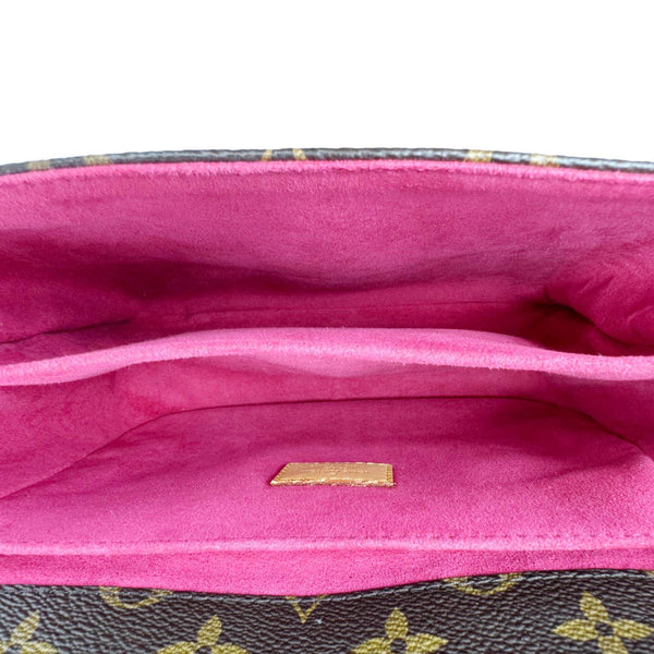 LOUIS VUITTON Lovelock Metis Pochette Patches Monogram Canvas Crossbody Bag Brown