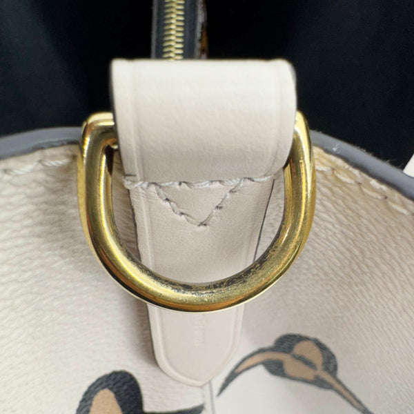LOUIS VUITTON NeoNoe MM Wild At Heart Monogram Canvas Shoulder Bag Cream