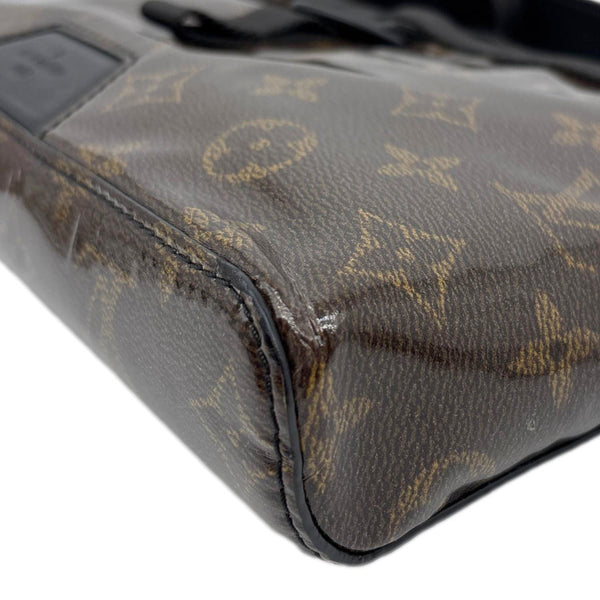 LOUIS VUITTON Messenger PM Monogram Glaze Canvas Shoulder Bag Brown