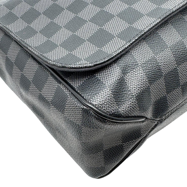 LOUIS VUITTON District MM Monogram Eclipse Messenger Bag Black