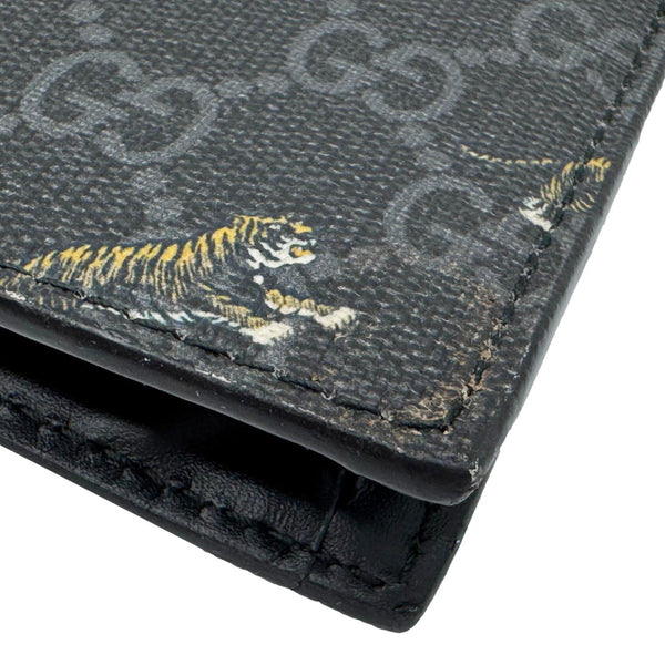 GUCCI Tiger Print GG Supreme Canvas Clutch Bag Black 575136