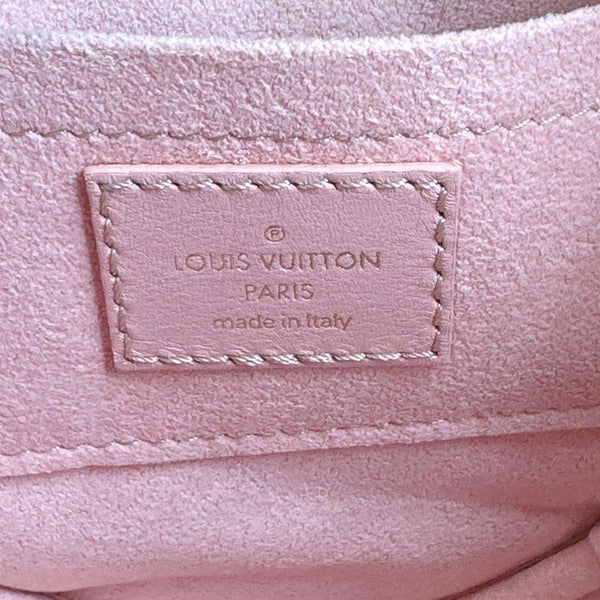 LOUIS VUITTON New Wave Heart Quilted Calfskin Leather Shoulder Bag Dusty Pink