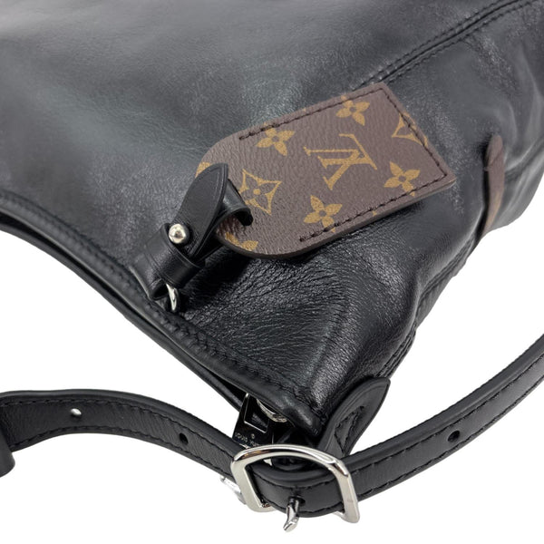 LOUIS VUITTON Carryall Vibe East West Lambskin Leather Shoulder Bag Black