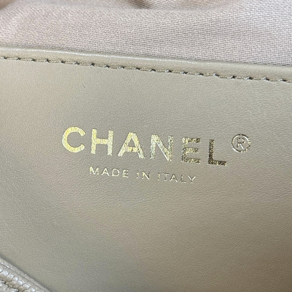 CHANEL 25 Medium Quilted Caviar Leather Shoulder Bag Biege