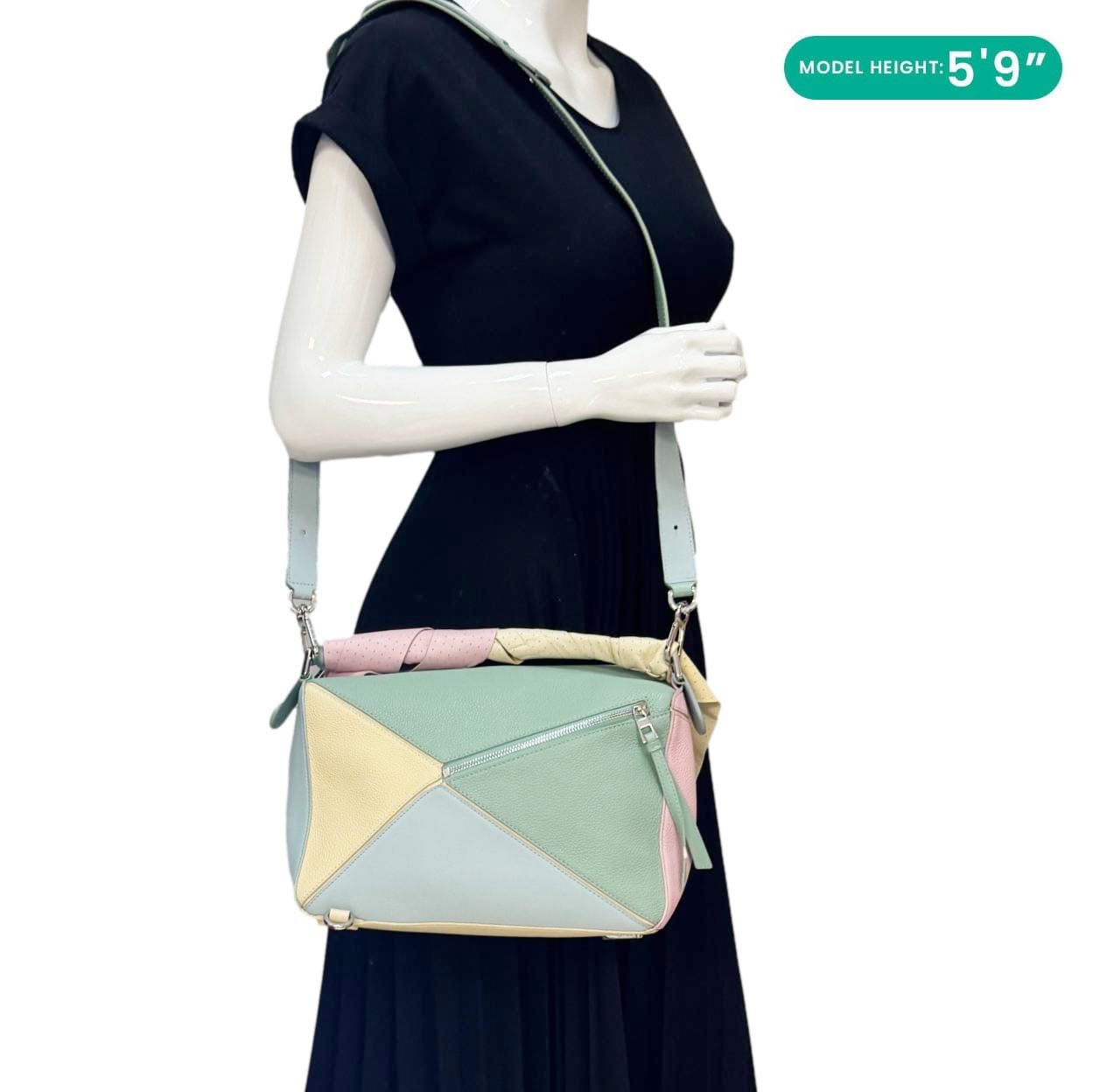 LOEWE メッセンジャーバッグ カラフル LOEWE メッセンジャーバッグ カラフル