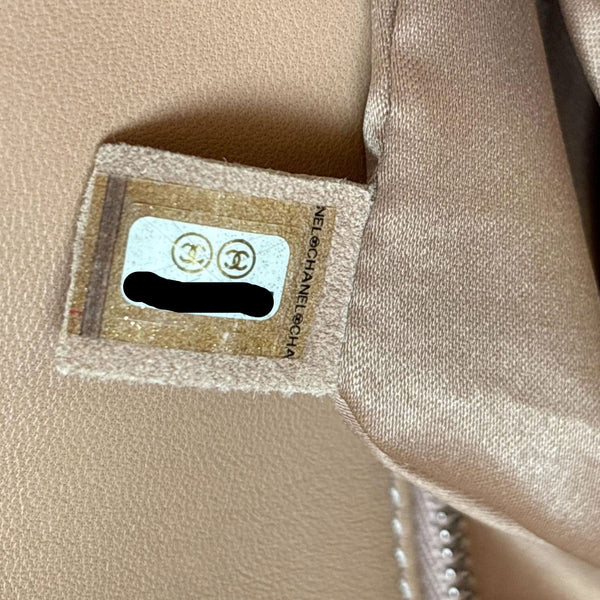 CHANEL Zip Large Quilted Lambskin Leather Tote Bag Beige