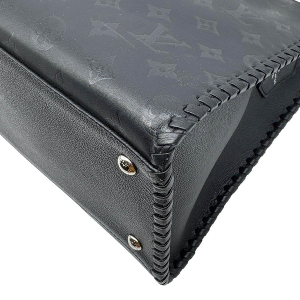 LOUIS VUITTON Very Zipped Monogram Cuir Plume Tote Bag Black