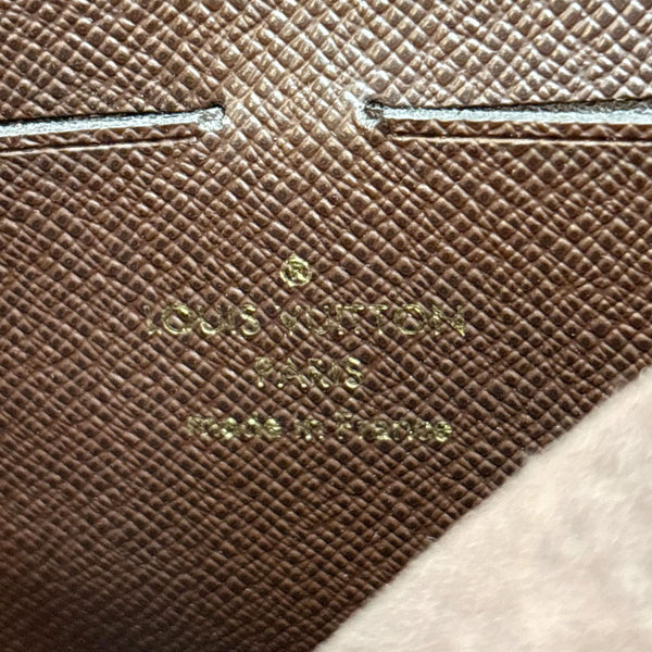 LOUIS VUITTON Toiletry Pouch On Chain Monogram Canvas Clutch Brown