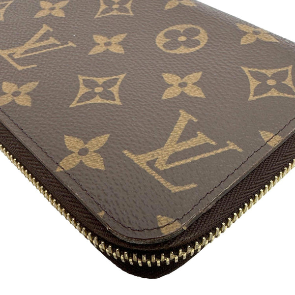 LOUIS VUITTON Monogram Canvas Zippy Wallet Brown