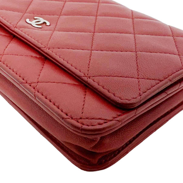 CHANEL Classic Flap Quilted Leather Wallet On Chain Red