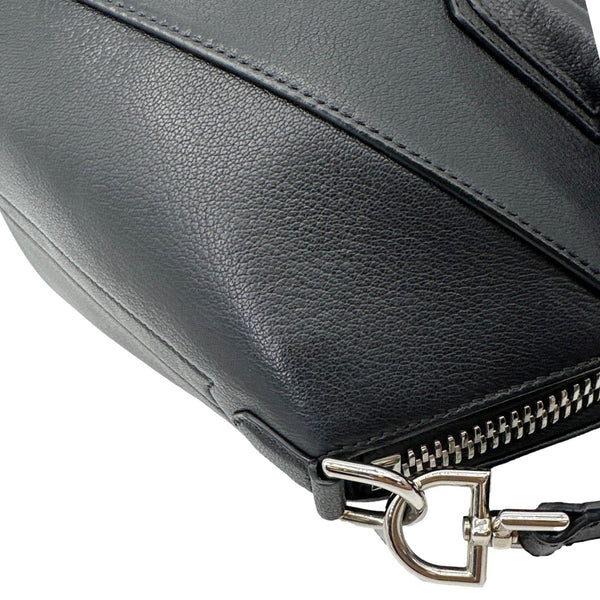 GIVENCHY Antigona Leather Shoulder Bag Black