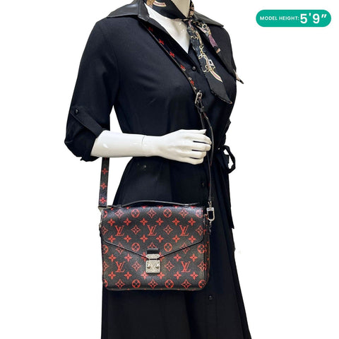 LOUIS VUITTON Metis Pochette Monogram Infrarouge Crossbody Bag Glossy Red