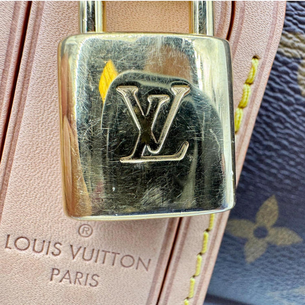 LOUIS VUITTON Petit Palais Monogram Canvas Shoulder Bag Brown