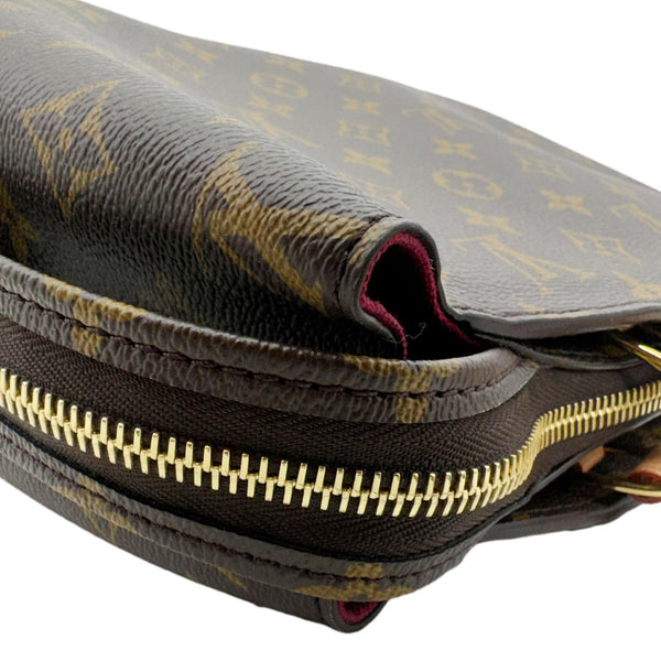LOUIS VUITTON Petit Palais Monogram Canvas Shoulder Bag Brown