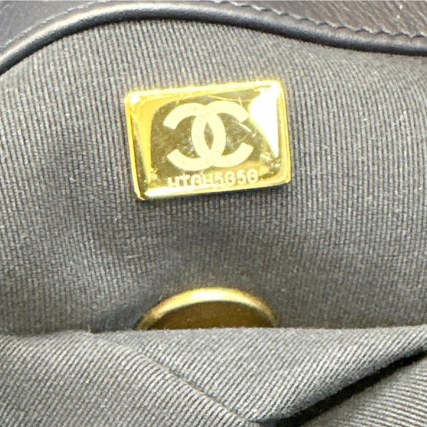 CHANEL 19 Flap Medium Denim Shoulder Bag Blue