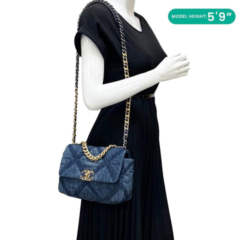CHANEL 19 Flap Medium Denim Shoulder Bag Blue