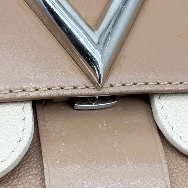 LOUIS VUITTON Very Chain Monogram Leather Shoulder Bag Brown