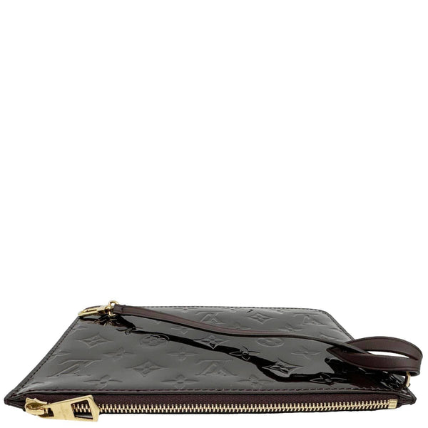 LOUIS VUITTON Monogram Vernis Wristlet Amarante