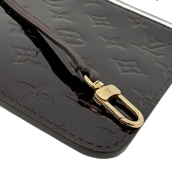 LOUIS VUITTON Monogram Vernis Wristlet Amarante