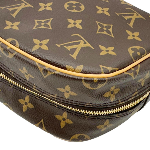 LOUIS VUITTON Toiletry 25 Monogram Canvas Cosmetic Pouch Brown