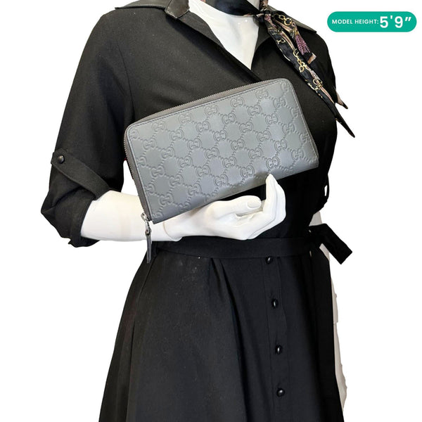 GUCCI GG Leather Zip Around Wallet Grey 447906