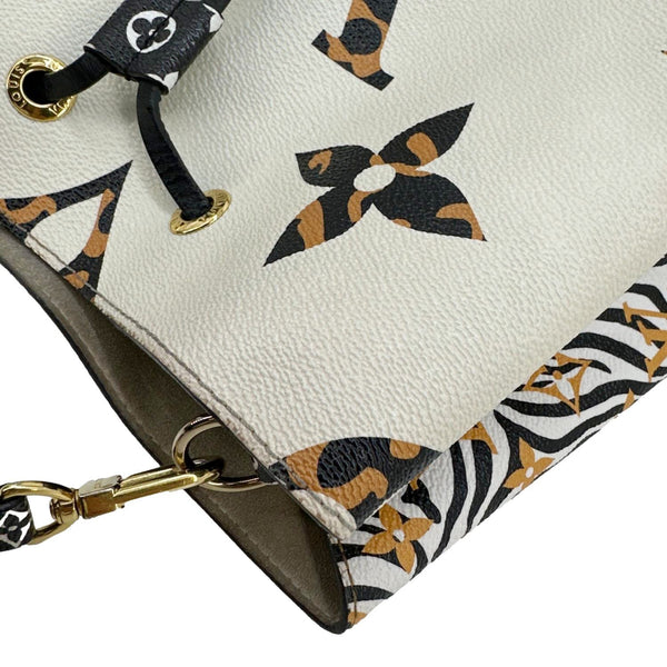 LOUIS VUITTON Neonoe MM Giant Jungle Canvas Bucket Shoulder Bag White