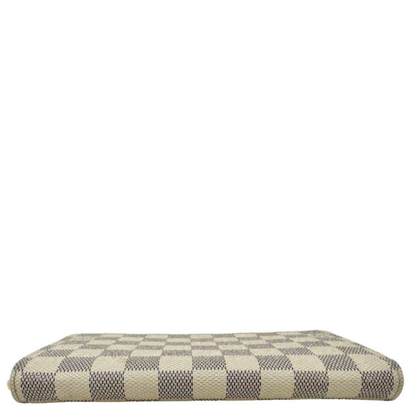 LOUIS VUITTON Damier Azur Zippy Wallet White